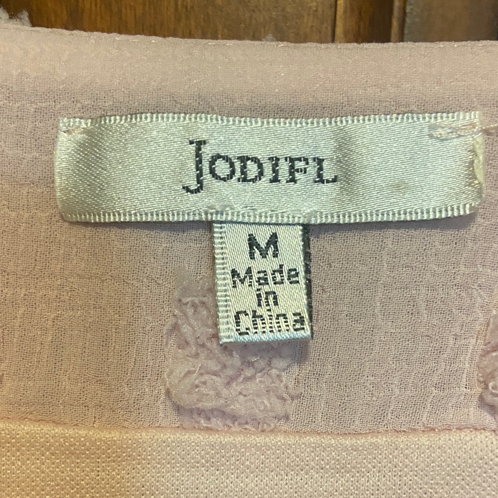 Jodifl Soft Pink Textured Swiss Dot Dress Size Med - Picture 2 of 9